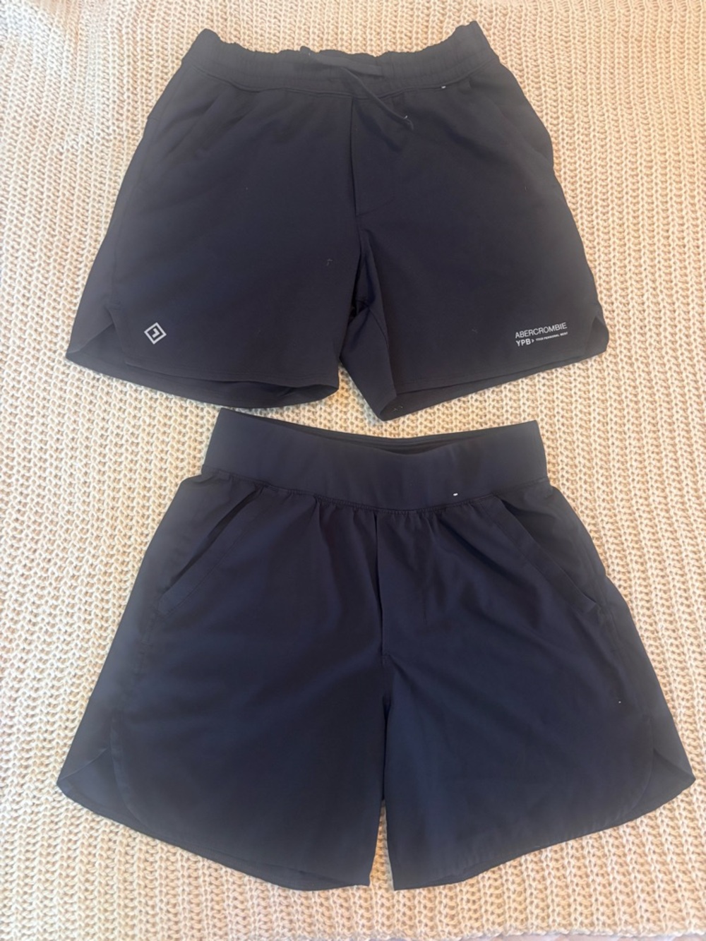 Abercrombie Kids  YPB Black BOYS Athletic 2 Shorts. Size9/10